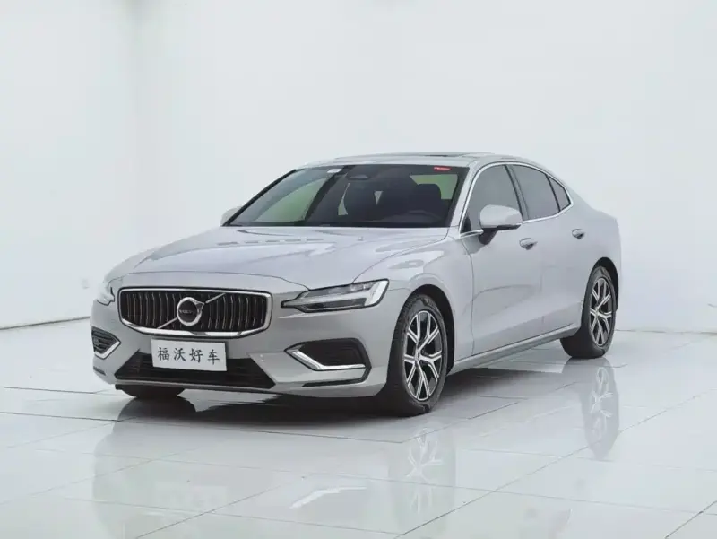 Volvo S60, 2023
