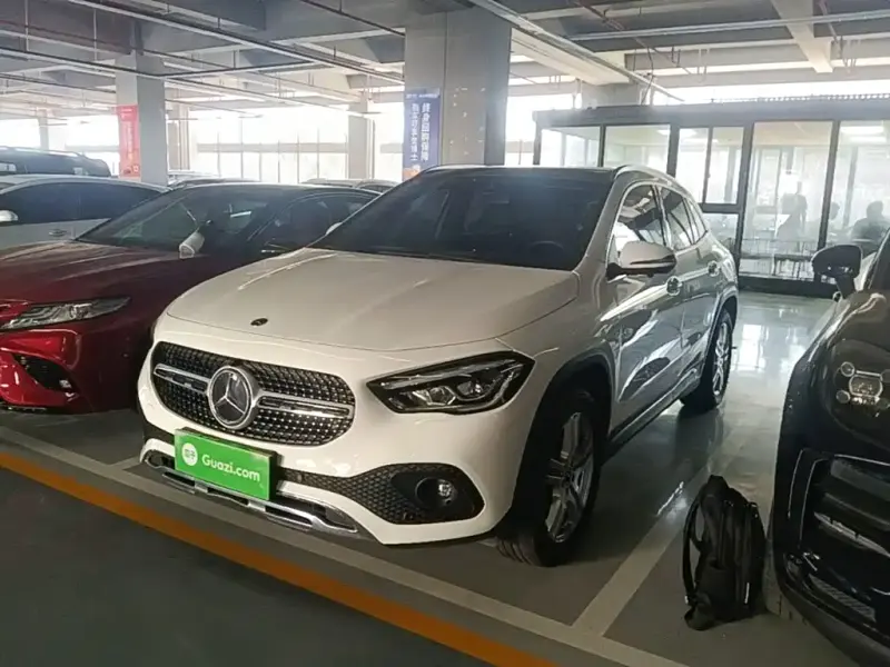 Mercedes-Benz GLA, 2022