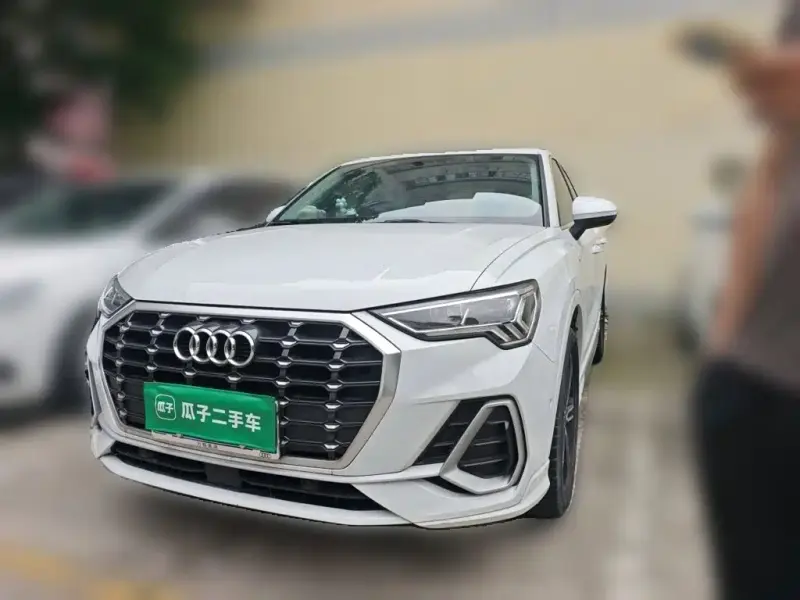 Audi Q3, 2021