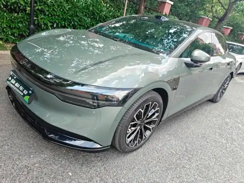 Zeekr 007, 2024