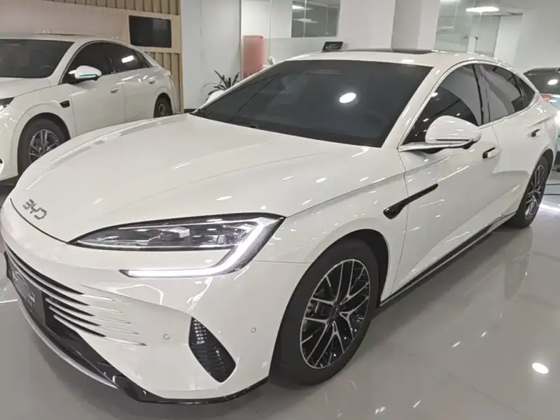 BYD Seal 07 DM-i, 2025
