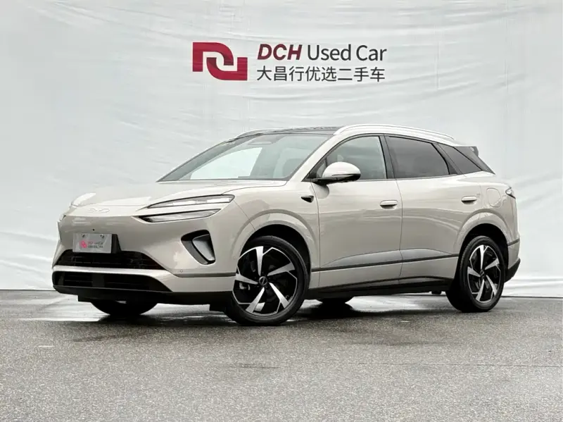BYD 06, 2025