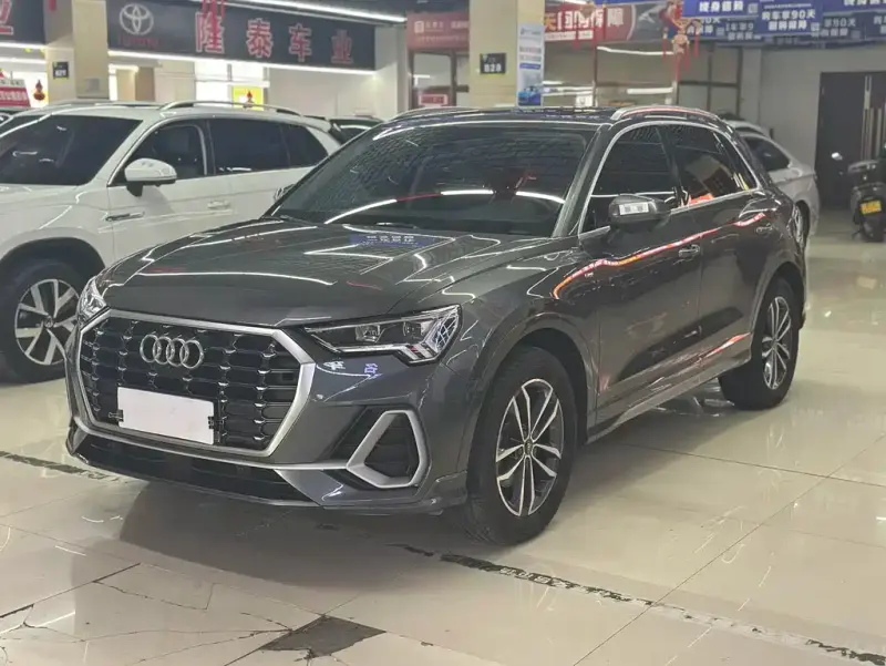 Audi Q3, 2021