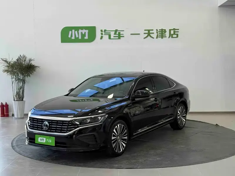 Volkswagen Passat, 2022