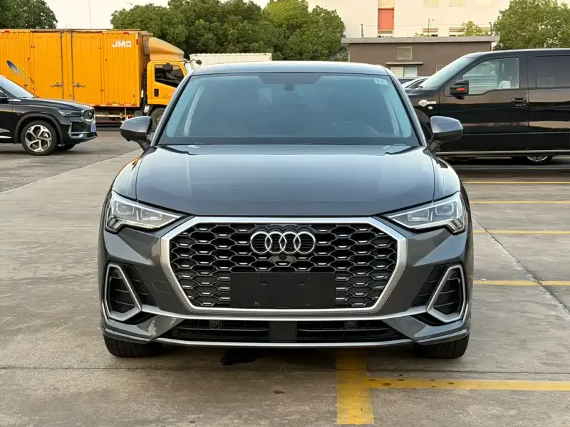 Audi Q3 Sportback, 2021