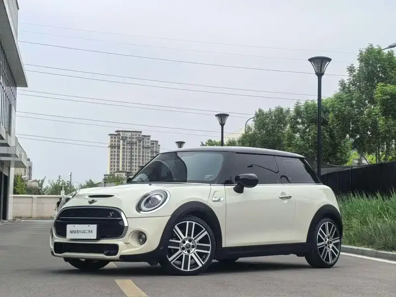 MINI Mini, 2020