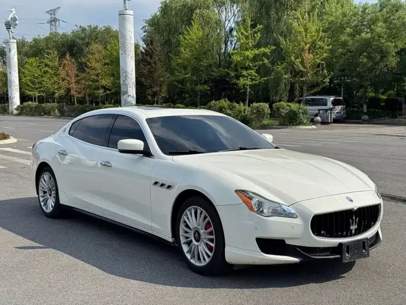 Maserati Quattroporte, 2015
