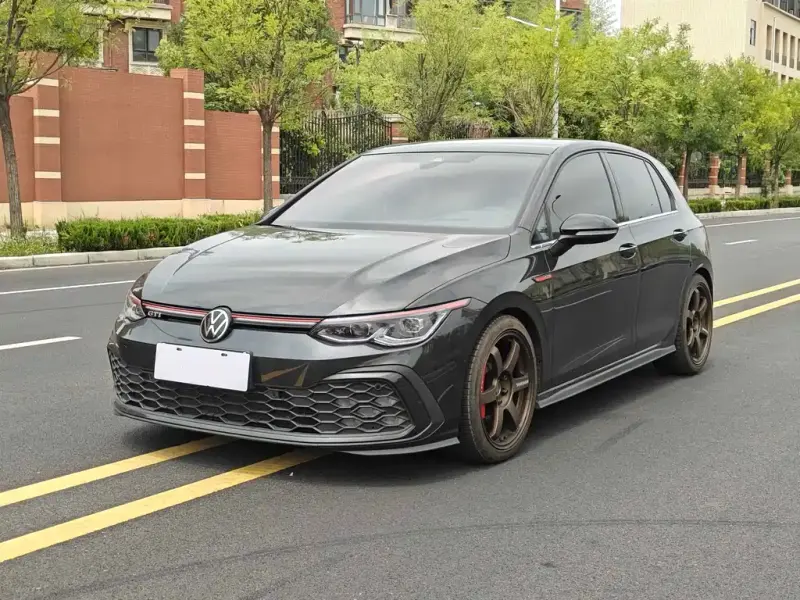 Volkswagen Golf GTI, 2022