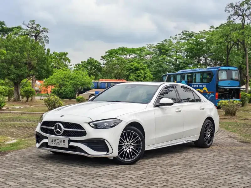 Mercedes-Benz C-Class, 2024