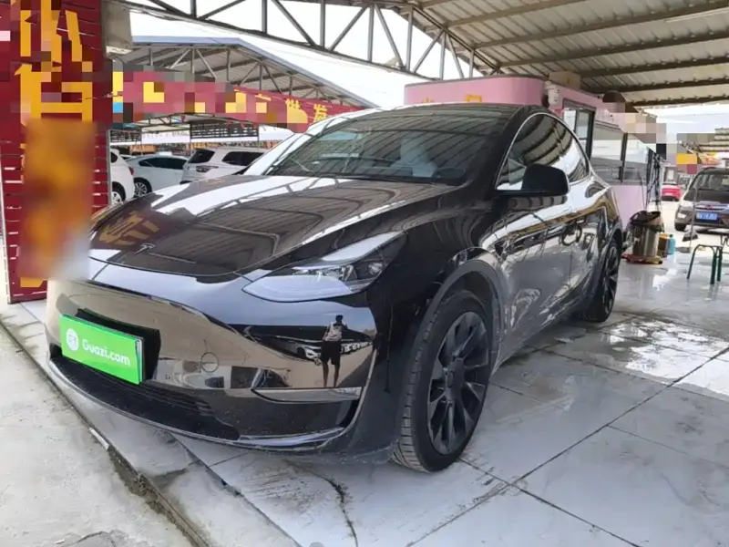 Tesla Model Y, 2023