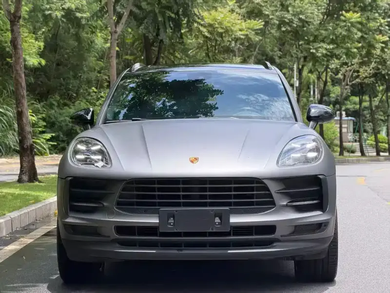 Porsche Macan, 2022