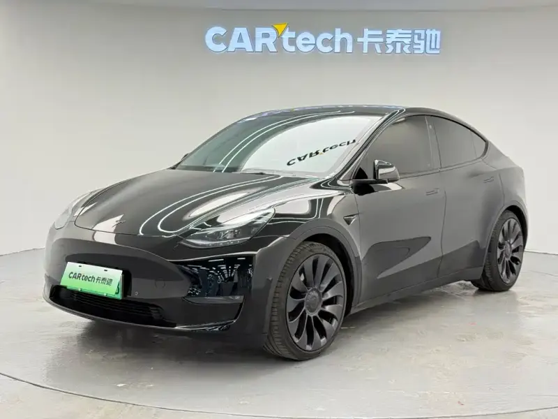 Tesla Model Y, 2023