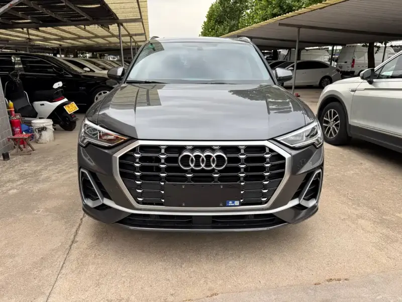 Audi Q3, 2022