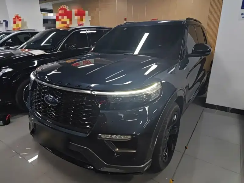 Ford Explorer, 2022