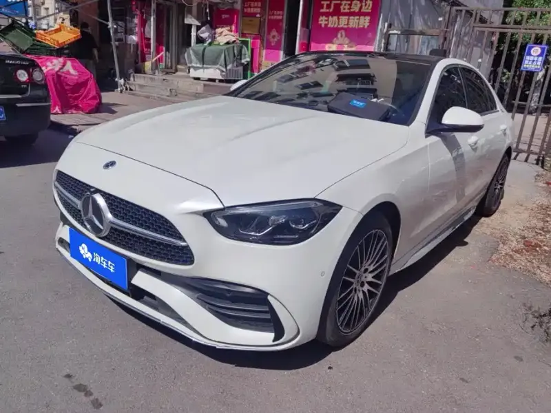 Mercedes-Benz C-Class, 2024