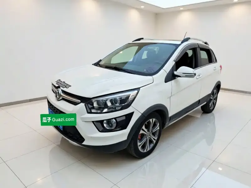 BAIC Senova X25, 2017