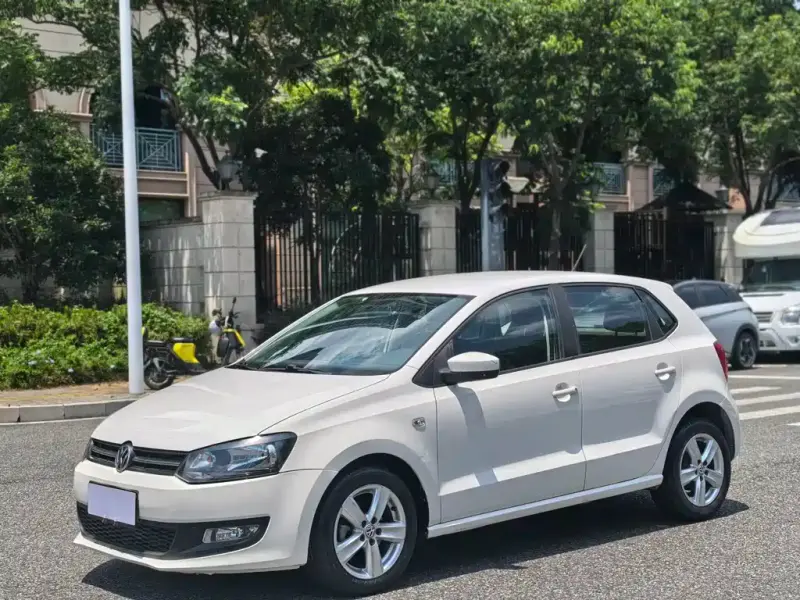 Volkswagen Polo, 2011