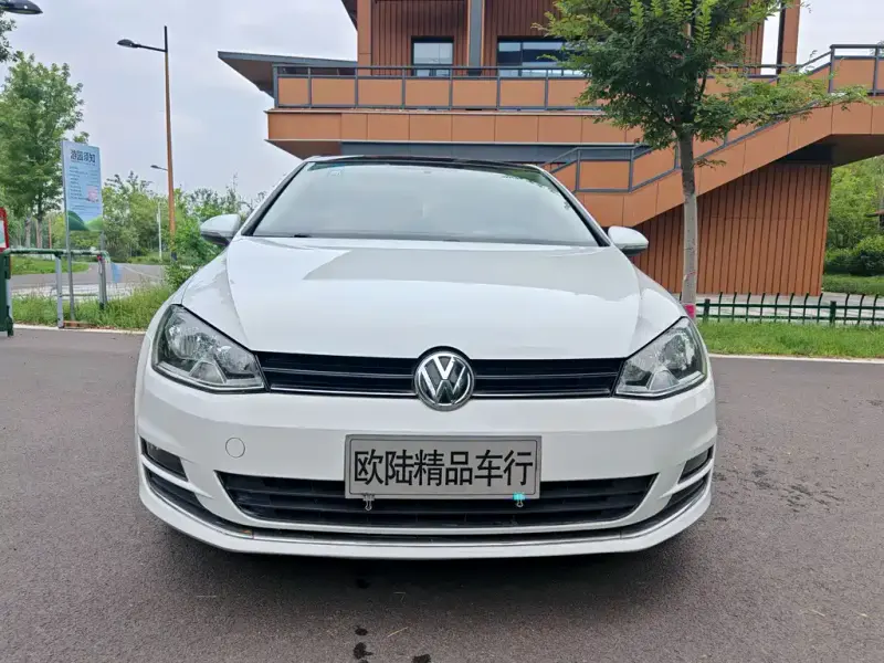 Volkswagen Golf, 2016