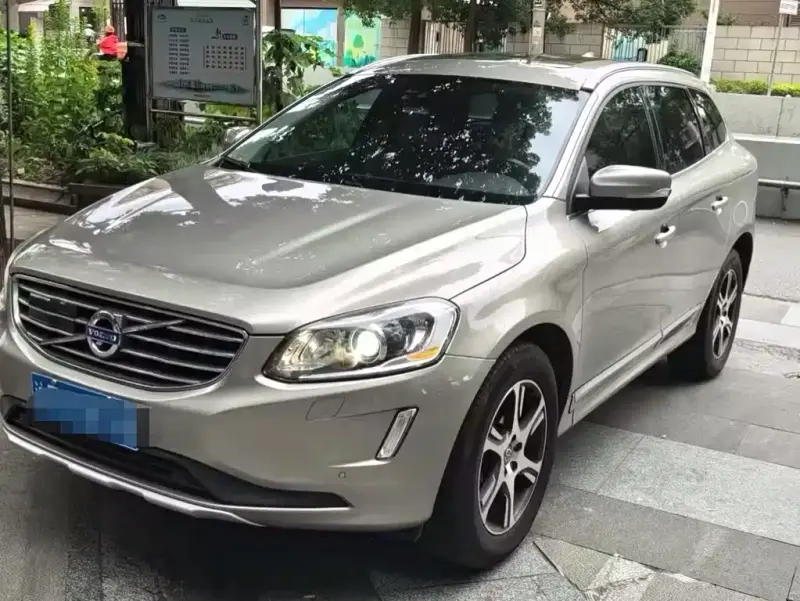Volvo XC60, 2015