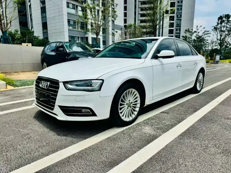 Audi A4L, 2016