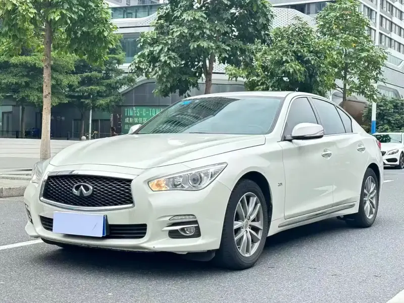 Infiniti Q50L, 2016