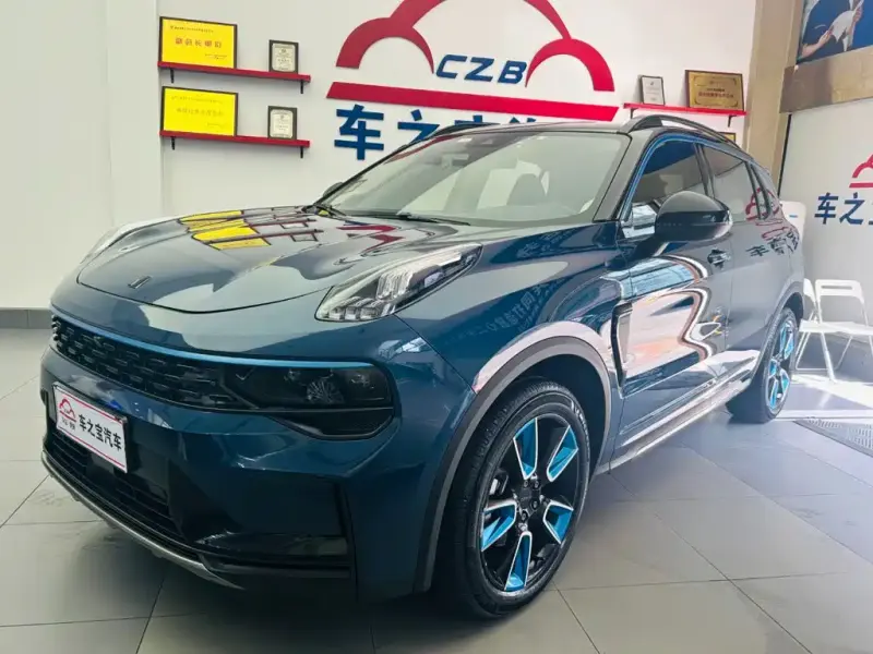 Lynk & Co 01, 2021