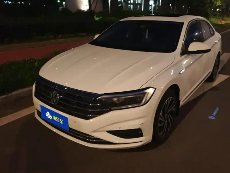 Volkswagen Sagitar, 2020