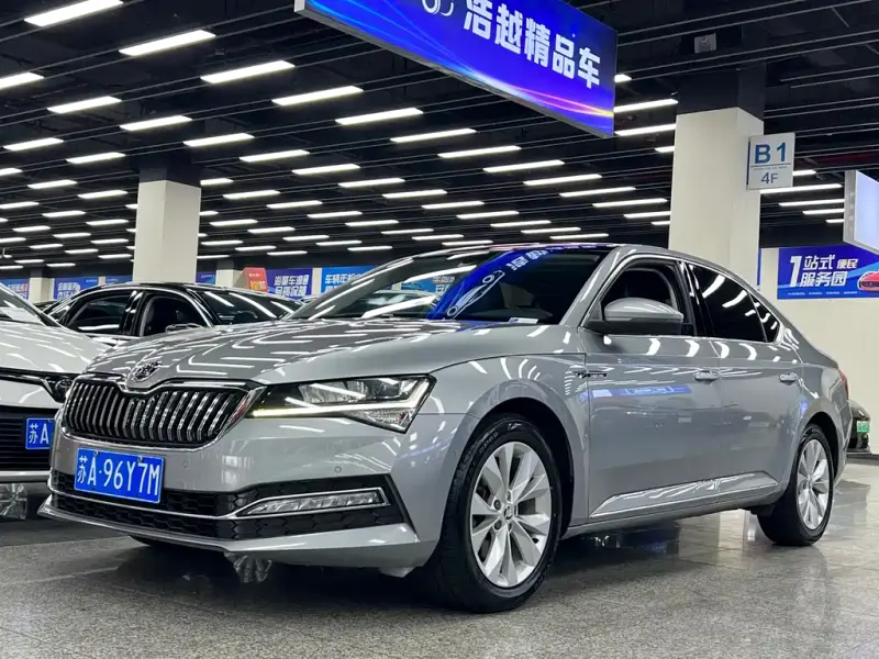 Skoda Superb, 2020