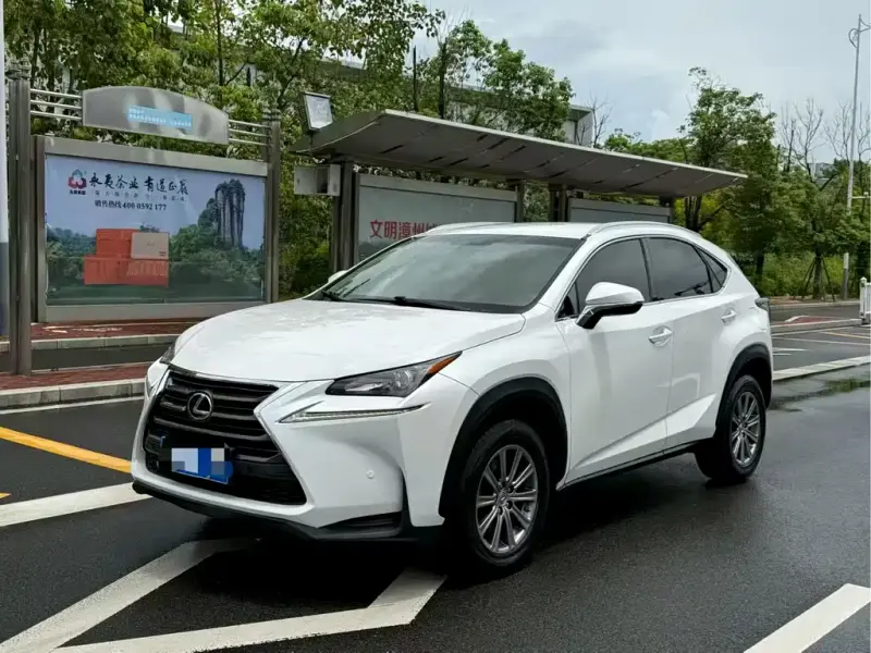 Lexus NX, 2016