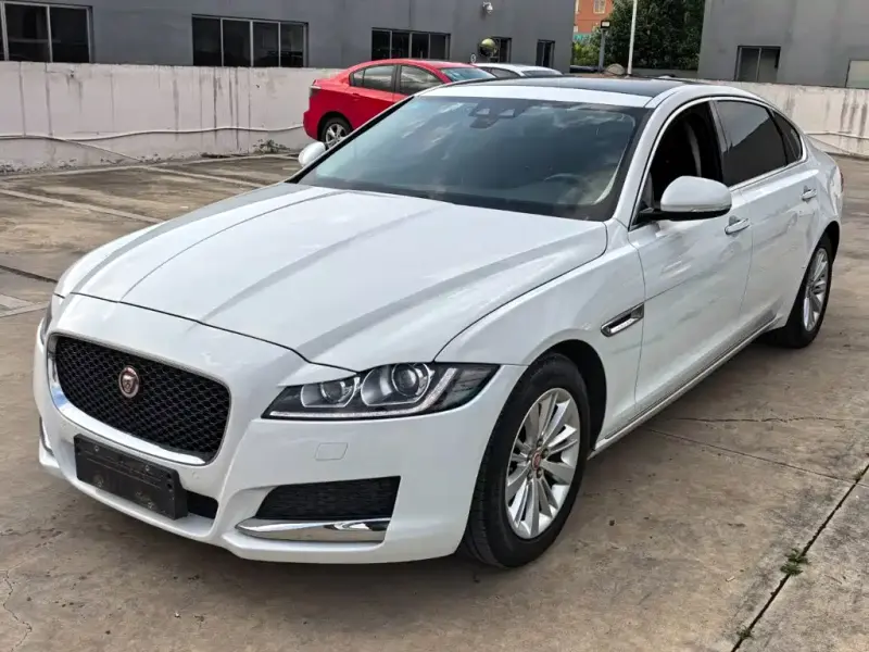 Jaguar XFL, 2017