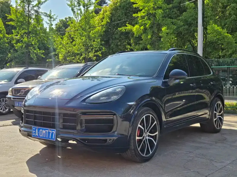 Porsche Cayenne, 2011