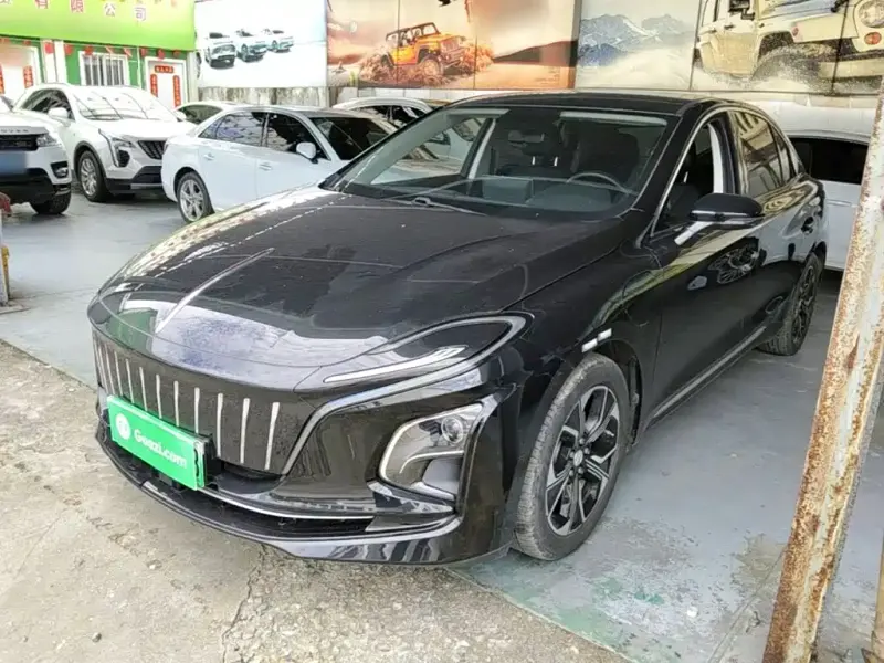 Hongqi E-QM5, 2023