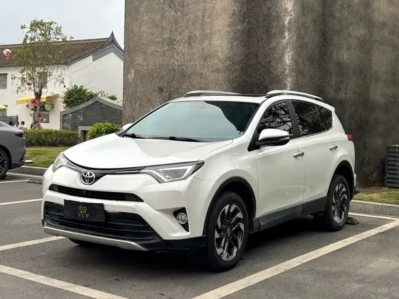 Toyota RAV4, 2017