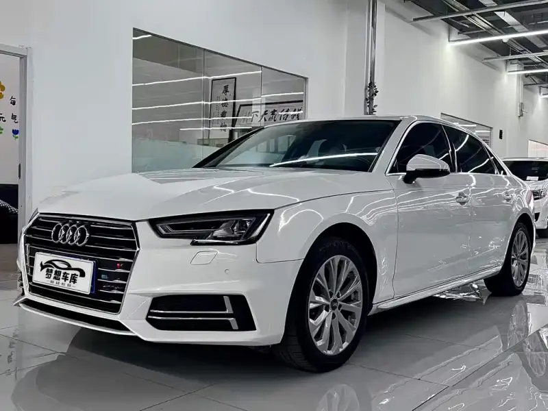 Audi A4L, 2018
