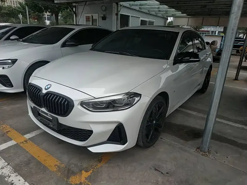 BMW 1 Series, 2021
