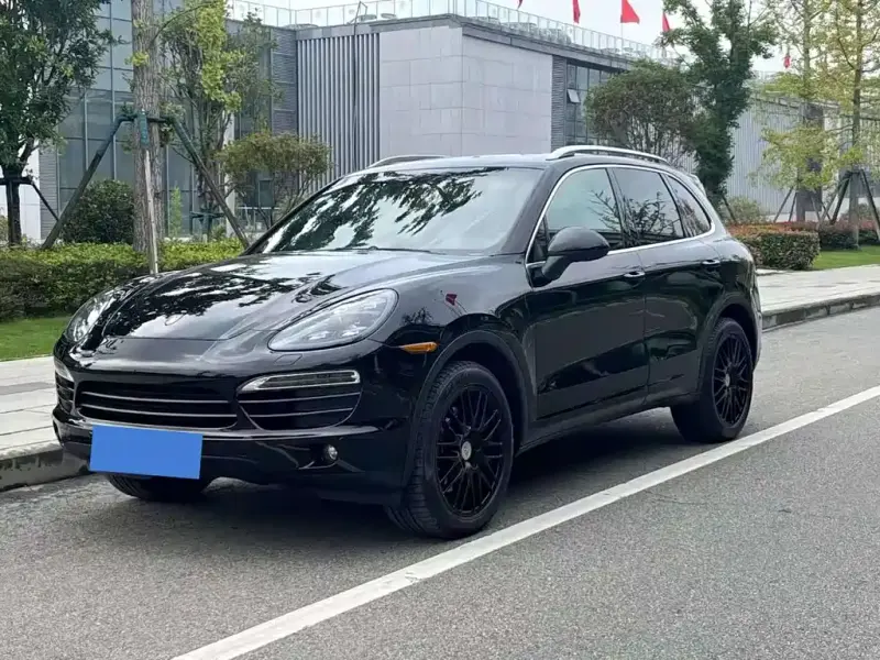 Porsche Cayenne, 2013
