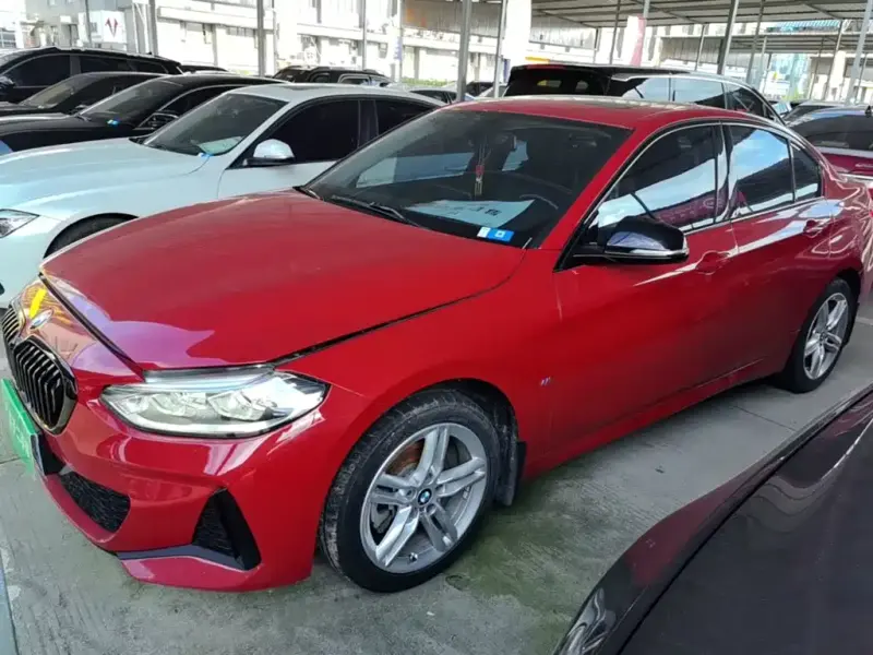 BMW 1 Series, 2022