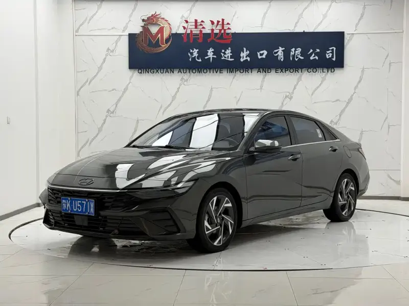 Hyundai Elantra, 2023