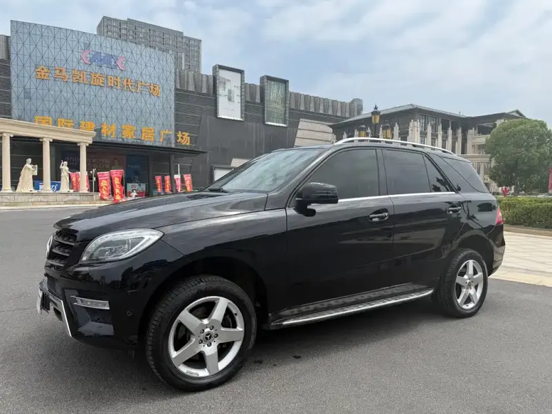 Mercedes-Benz M-Class, 2015