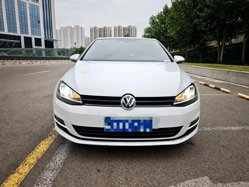 Volkswagen Golf, 2014