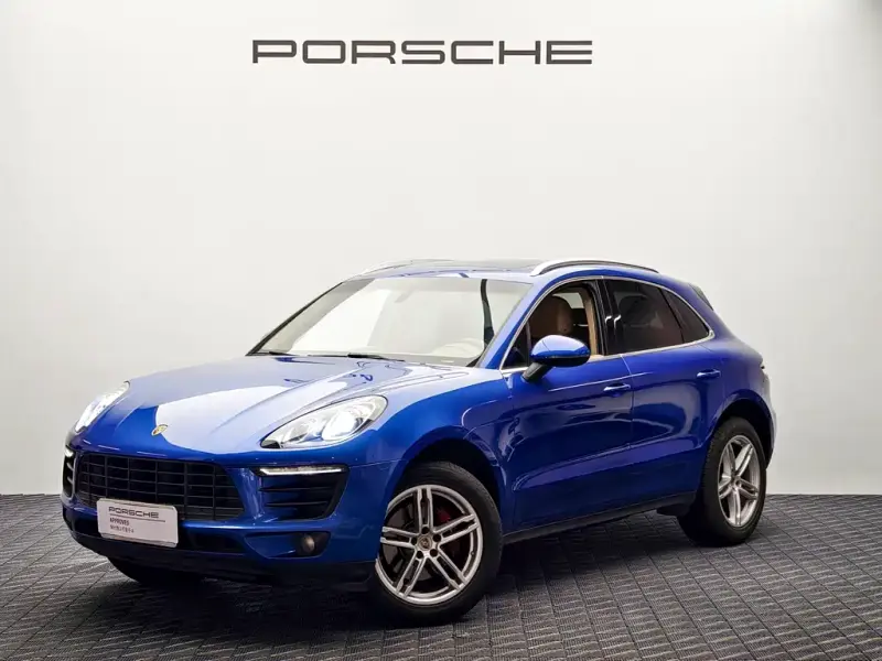Porsche Macan, 2015
