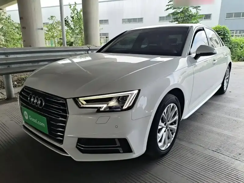 Audi A4L, 2019