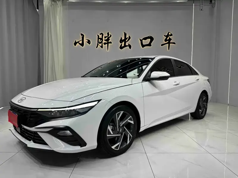 Hyundai Elantra, 2024