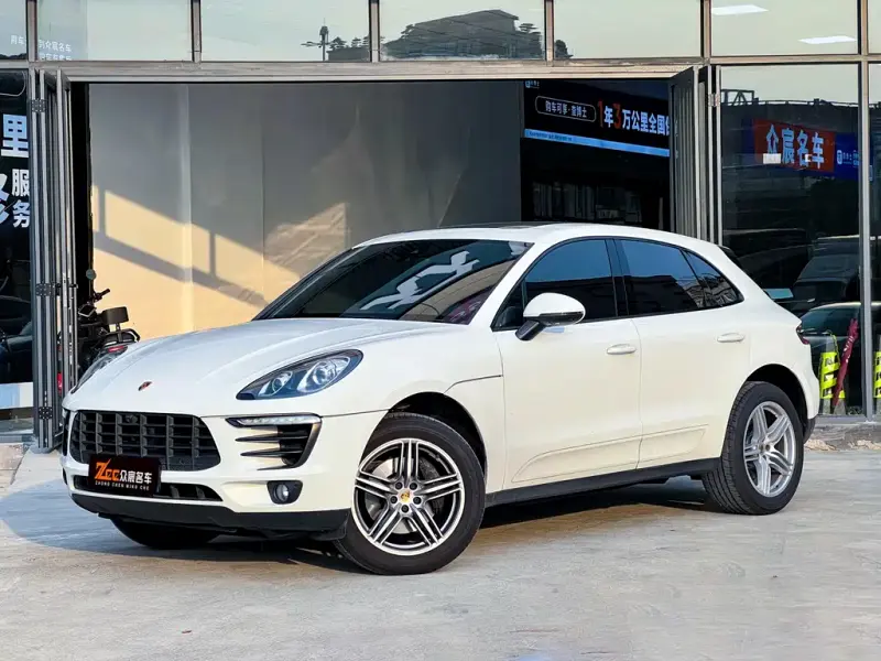 Porsche Macan, 2016