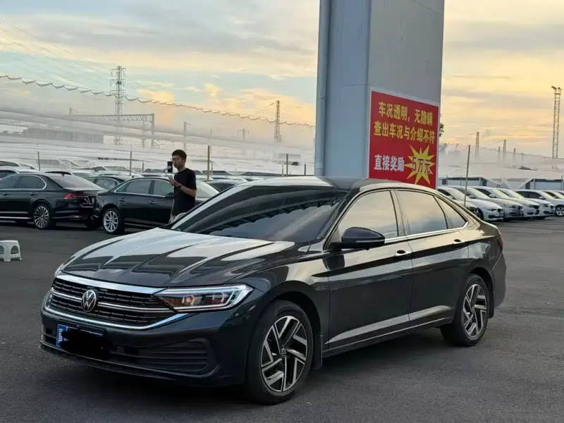 Volkswagen Sagitar, 2025