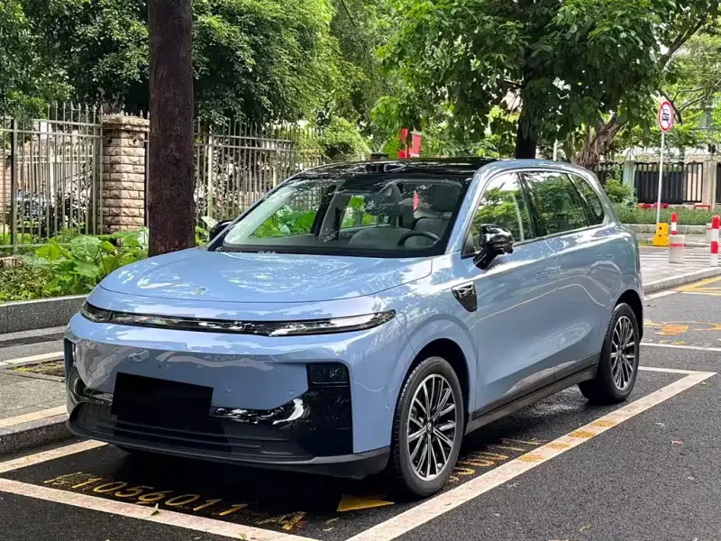 Leapmotor B10, 2025