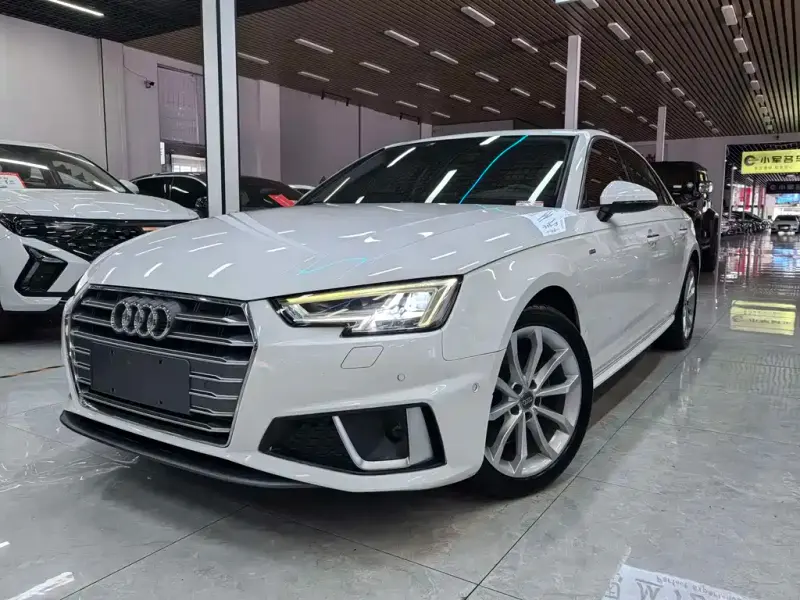 Audi A4L, 2019