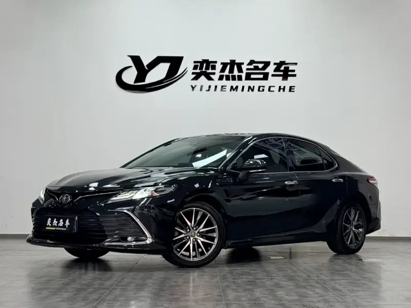 Toyota Camry, 2022