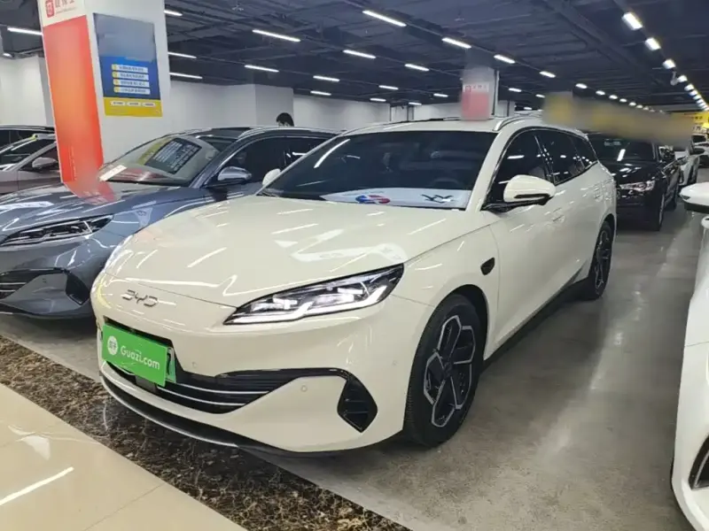 BYD 06 DM-i, 2025