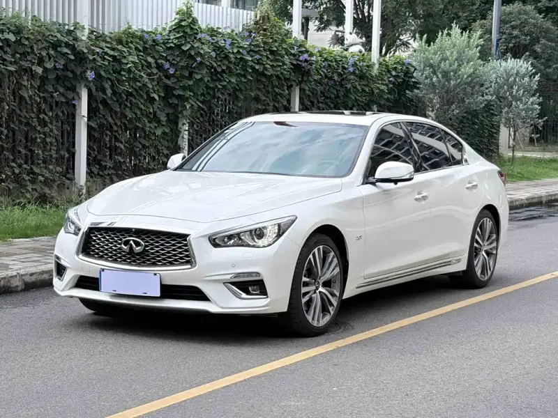 Infiniti Q50L, 2023